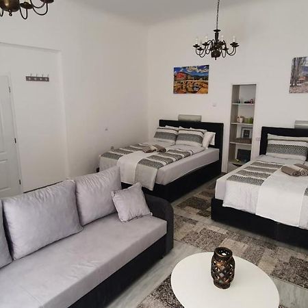 Ferhadija A&E Apartment Сараево Екстериор снимка